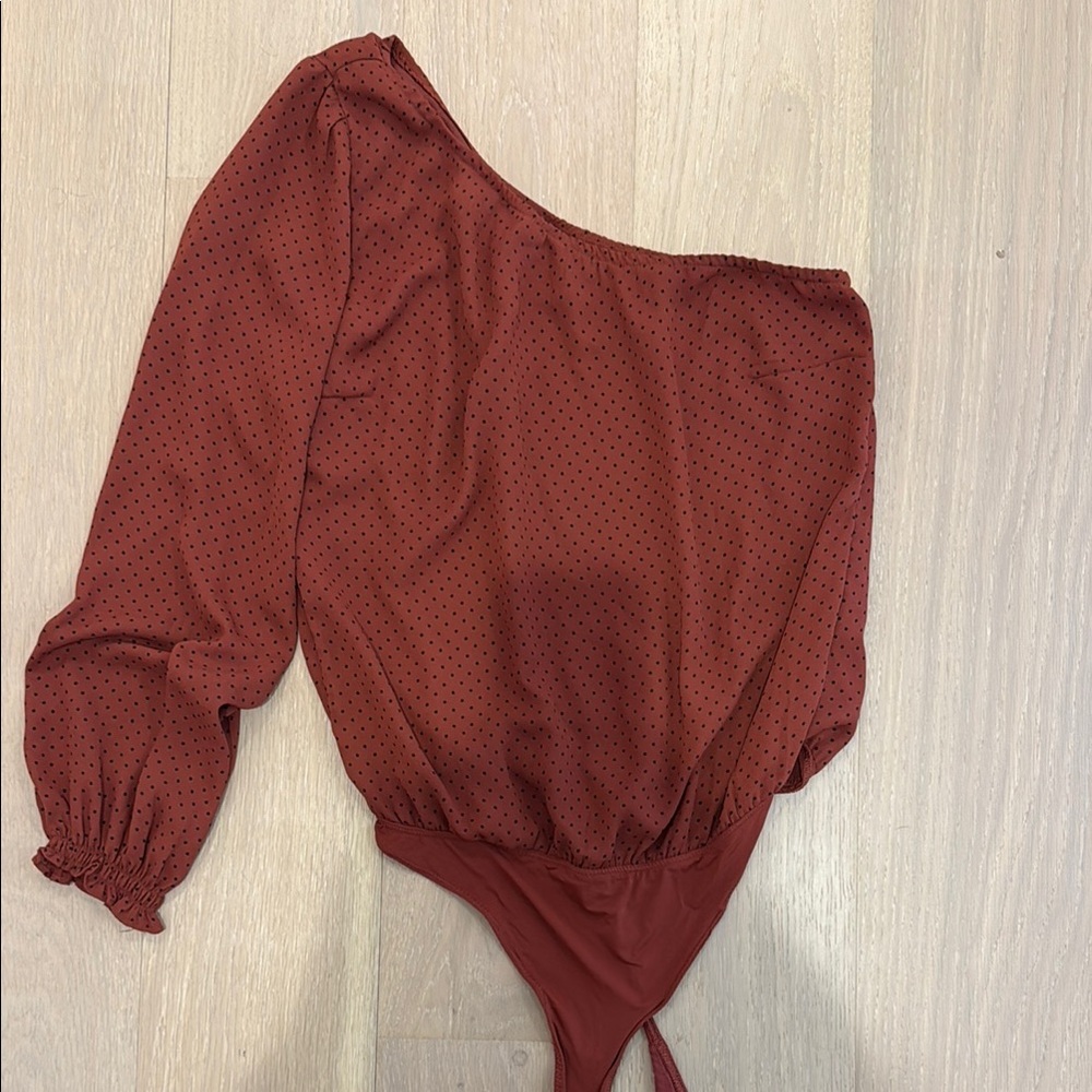 Abercrombie & Fitch Red Asymmetrical Tie Front Bodysuit